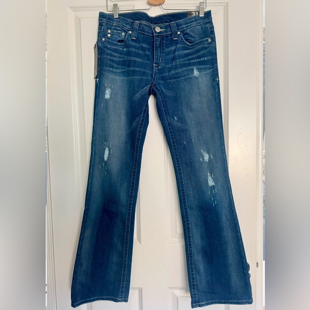🆕 Plastic by Gly Classic Blue Distressed Women Bootcut Jeans. NWT. Size 31